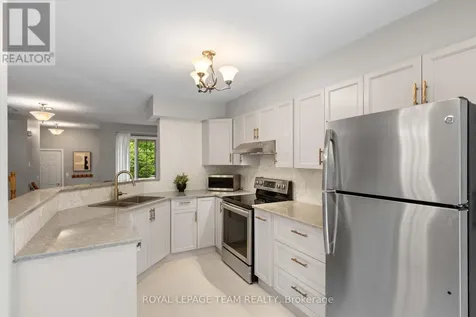 6 Folison Street Ottawa ON K1T 3Y3