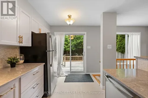 6 Folison Street Ottawa ON K1T 3Y3