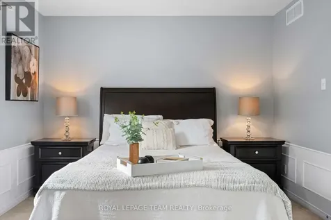 6 Folison Street Ottawa ON K1T 3Y3