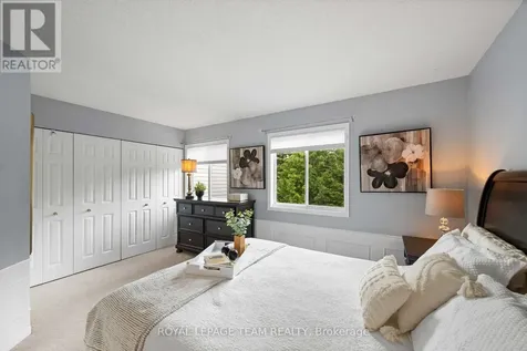 6 Folison Street Ottawa ON K1T 3Y3