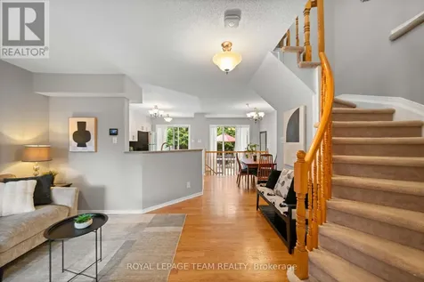 6 Folison Street Ottawa ON K1T 3Y3