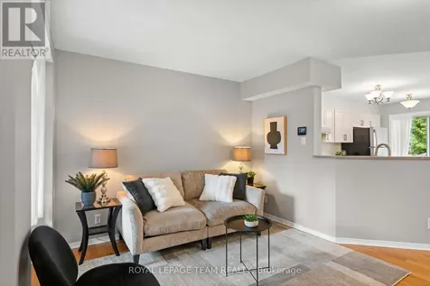 6 Folison Street Ottawa ON K1T 3Y3