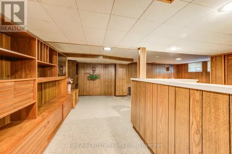 104 Elgin Crescent Waterloo ON N2J 2S2