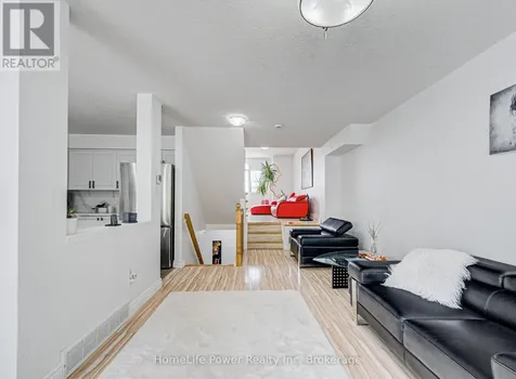 533 Activa Avenue Kitchener ON N2E 4C2