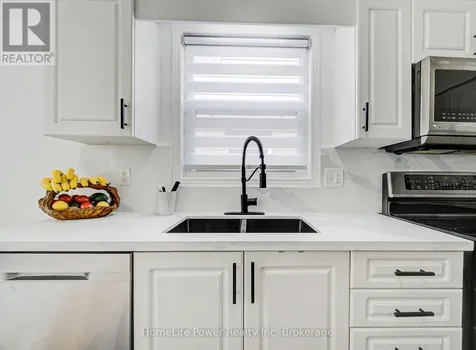 533 Activa Avenue Kitchener ON N2E 4C2