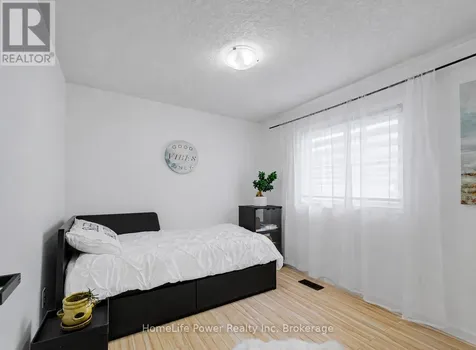 533 Activa Avenue Kitchener ON N2E 4C2