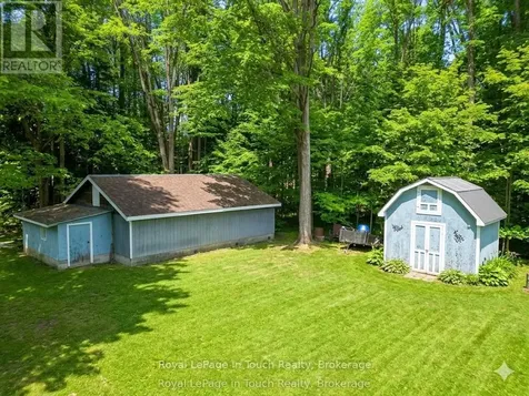 748 Overhead Bridge Road Penetanguishene ON L9M 0V6