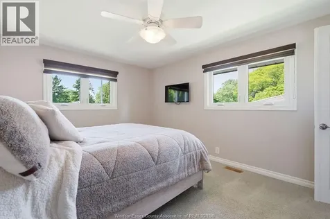 3410 Avondale Avenue Windsor ON N9E 1X7