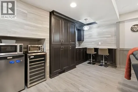 3410 Avondale Avenue Windsor ON N9E 1X7