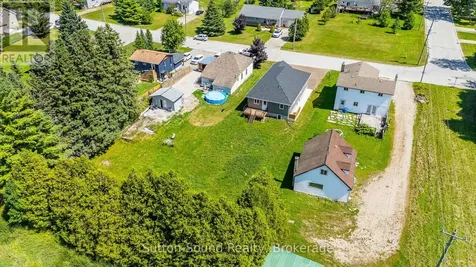 486 Dawson Street South Bruce Peninsula ON N0H 2T0