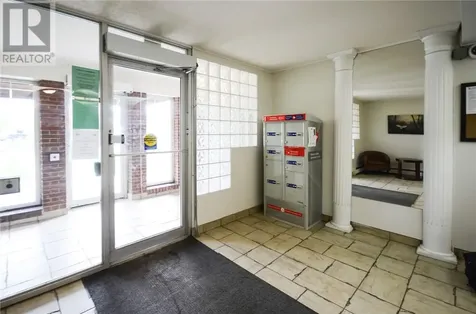 851 Queenston Road Unit# 601 Hamilton ON L8G 1B4