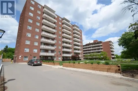 851 Queenston Road Unit# 601 Hamilton ON L8G 1B4