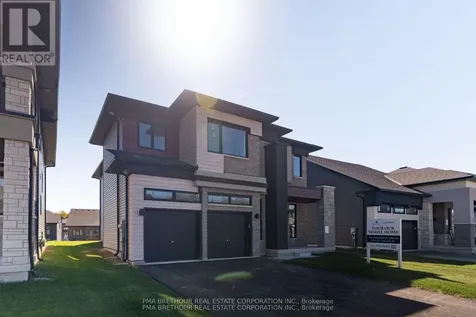 3031 Sandy Acres Avenue Severn (west Shore) ON L3V 0Y4
