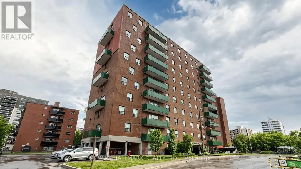 49 Queen Street East Mississauga (port Credit) ON L5G 4N6