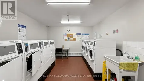 49 Queen Street East Mississauga (port Credit) ON L5G 4N6