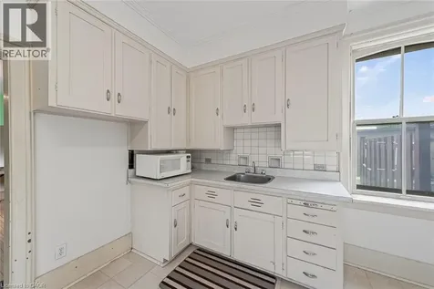 11 Byron Street New Hamburg ON N3A 1P1