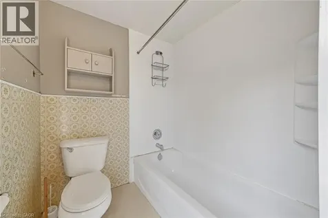 11 Byron Street New Hamburg ON N3A 1P1