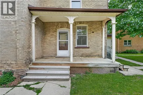 11 Byron Street New Hamburg ON N3A 1P1