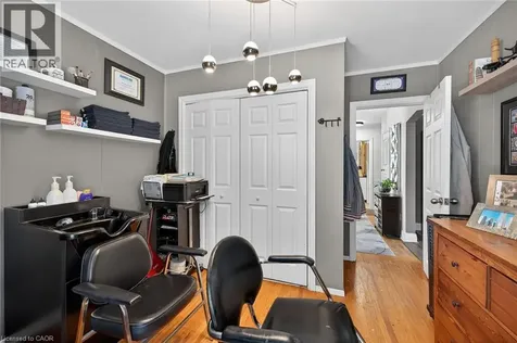 22 Marion Place Stoney Creek ON L8G 1R7