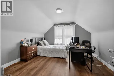 22 Marion Place Stoney Creek ON L8G 1R7