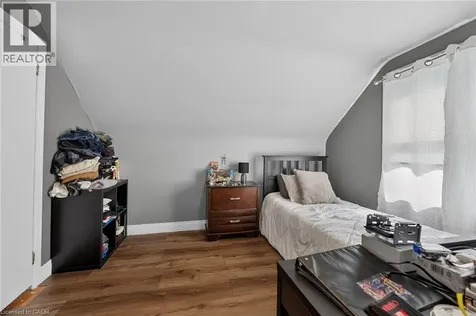 22 Marion Place Stoney Creek ON L8G 1R7