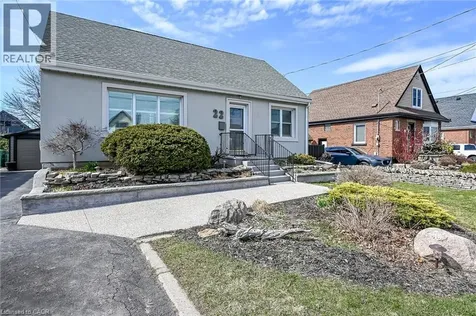 22 Marion Place Stoney Creek ON L8G 1R7