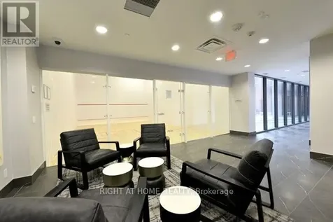 10 Park Lawn Road Toronto (mimico) ON M8V 0H9