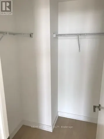 10 Park Lawn Road Toronto (mimico) ON M8V 0H9