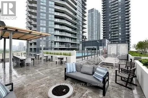 10 Park Lawn Road Toronto (mimico) ON M8V 0H9