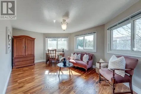 1201 Creekside Drive Oakville (wc Wedgewood Creek) ON L6H 4Y8