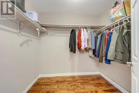 1201 Creekside Drive Oakville (wc Wedgewood Creek) ON L6H 4Y8