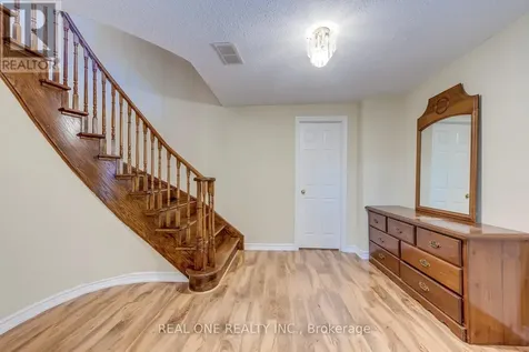 1201 Creekside Drive Oakville (wc Wedgewood Creek) ON L6H 4Y8