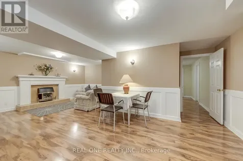 1201 Creekside Drive Oakville (wc Wedgewood Creek) ON L6H 4Y8