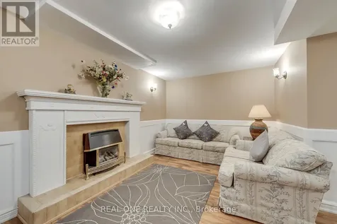 1201 Creekside Drive Oakville (wc Wedgewood Creek) ON L6H 4Y8