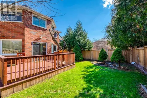1201 Creekside Drive Oakville (wc Wedgewood Creek) ON L6H 4Y8