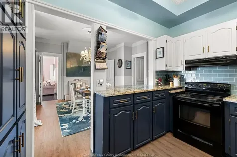 274 Crawford Avenue Windsor ON N9A 5C2