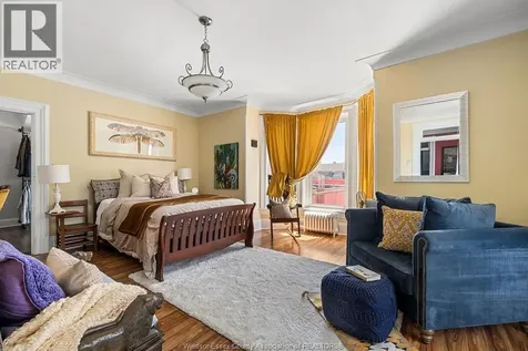 274 Crawford Avenue Windsor ON N9A 5C2
