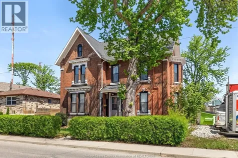 274 Crawford Avenue Windsor ON N9A 5C2