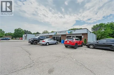 8 Oxford Street Cambridge ON N1R 1M2