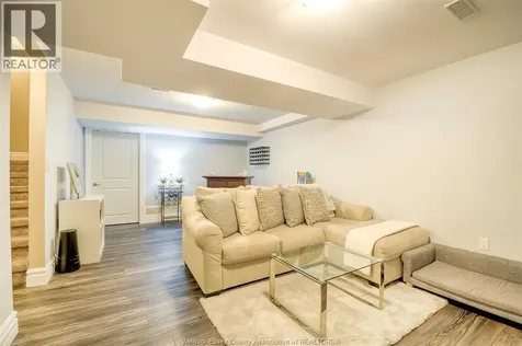 8475 Wyandotte Street East Windsor ON N8S 4S8