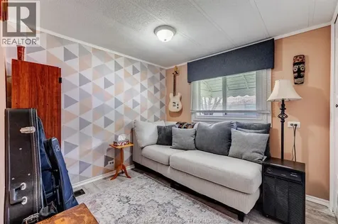 105 Brooks Boulevard Lakeshore ON N8N 2P7