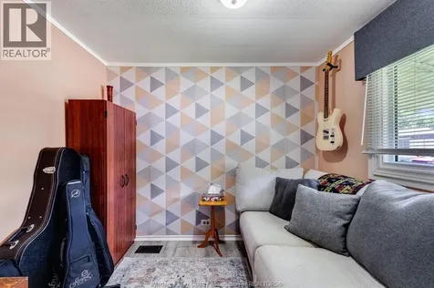 105 Brooks Boulevard Lakeshore ON N8N 2P7