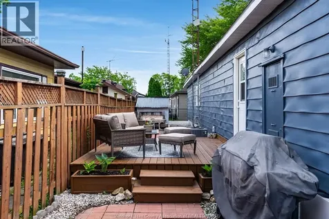 105 Brooks Boulevard Lakeshore ON N8N 2P7