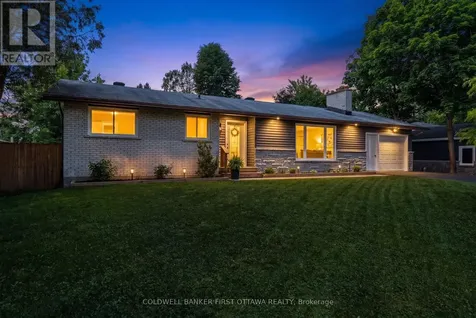5276 Hillcrest Drive Ottawa ON K4M 1E9