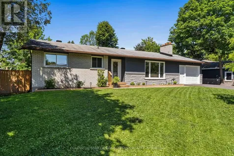 5276 Hillcrest Drive Ottawa ON K4M 1E9