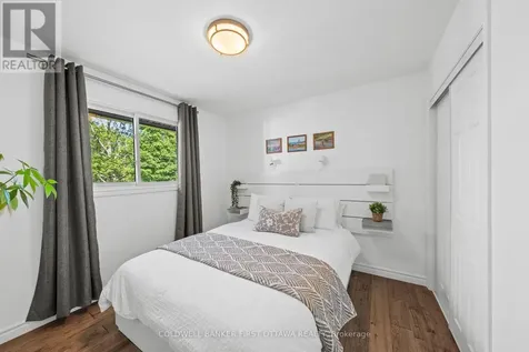 5276 Hillcrest Drive Ottawa ON K4M 1E9