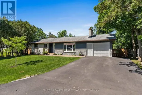 5276 Hillcrest Drive Ottawa ON K4M 1E9