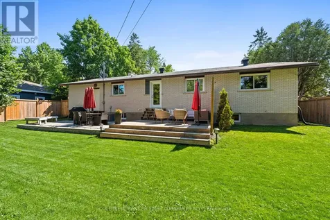 5276 Hillcrest Drive Ottawa ON K4M 1E9