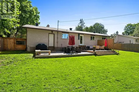 5276 Hillcrest Drive Ottawa ON K4M 1E9