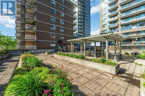110 Forward Avenue Ottawa ON K1Y 4S9